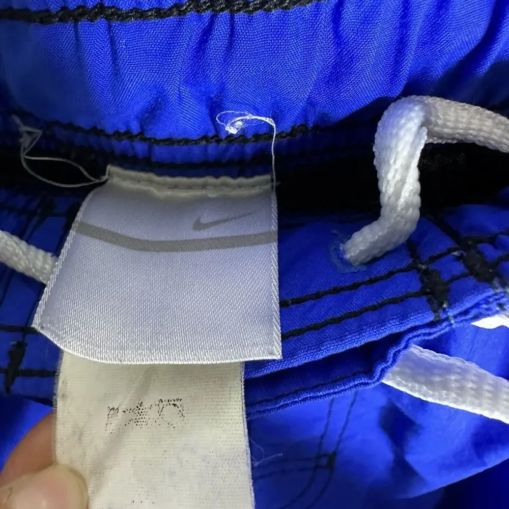 Men's Vintage Nike Size Large Blue Lined Swim Trunks‎ 9